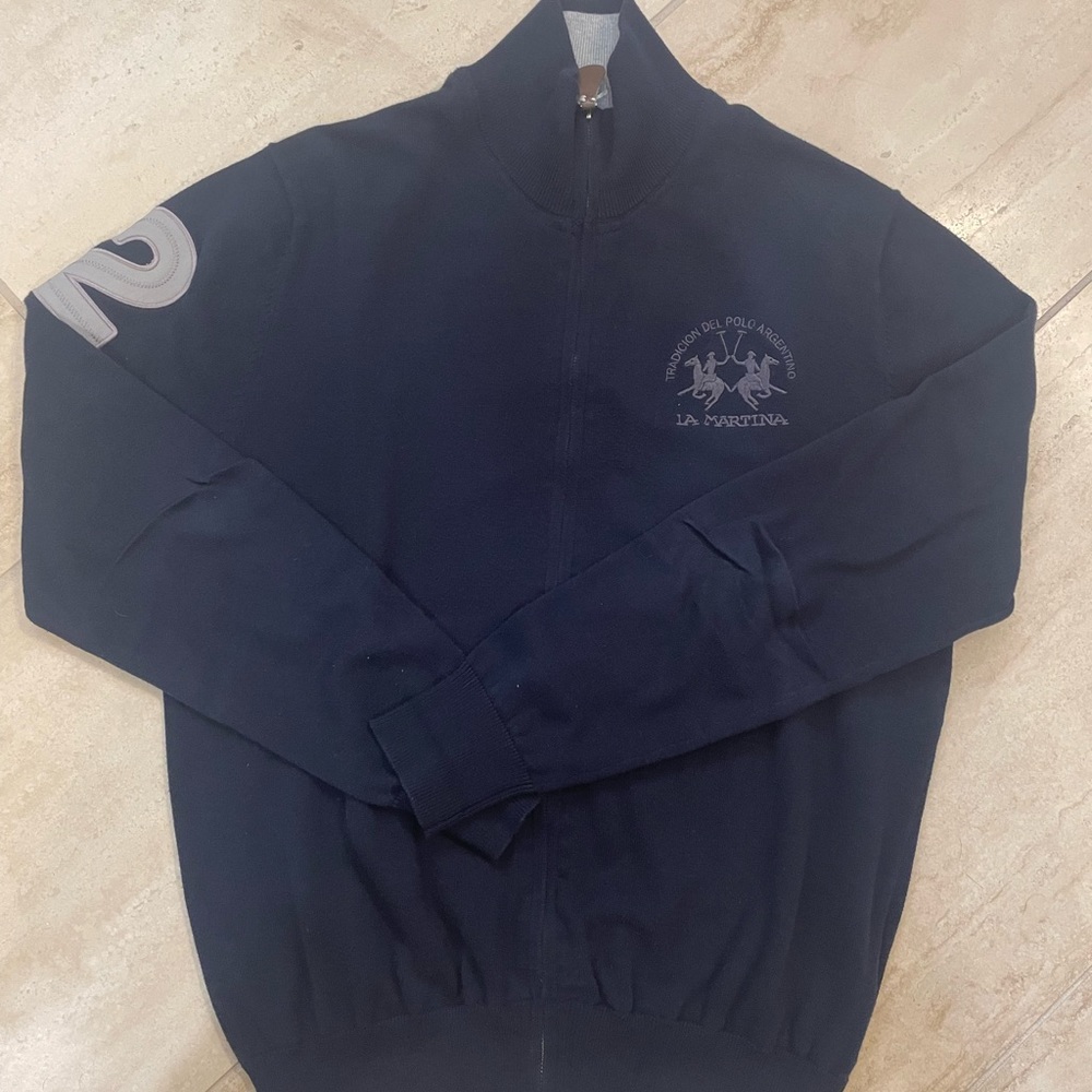 La Martina Mens M sweater top. Sale $39